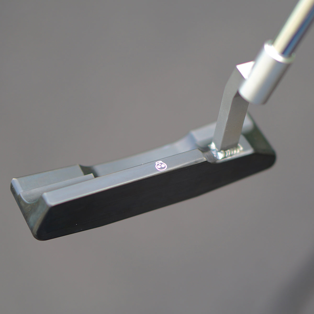 4.0 Bourne Putter - Blackened Carbon Steel