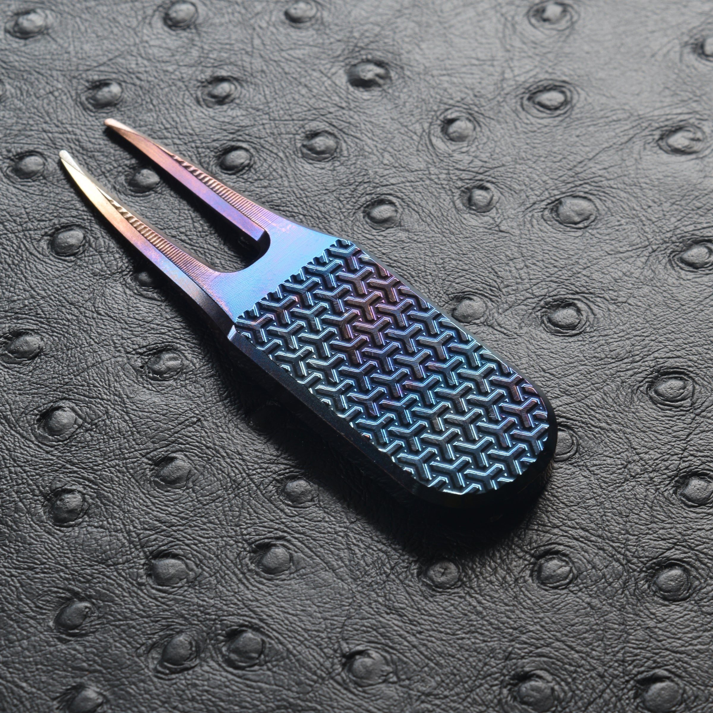 Modern Divot Tool - T Pattern - 1st Edition