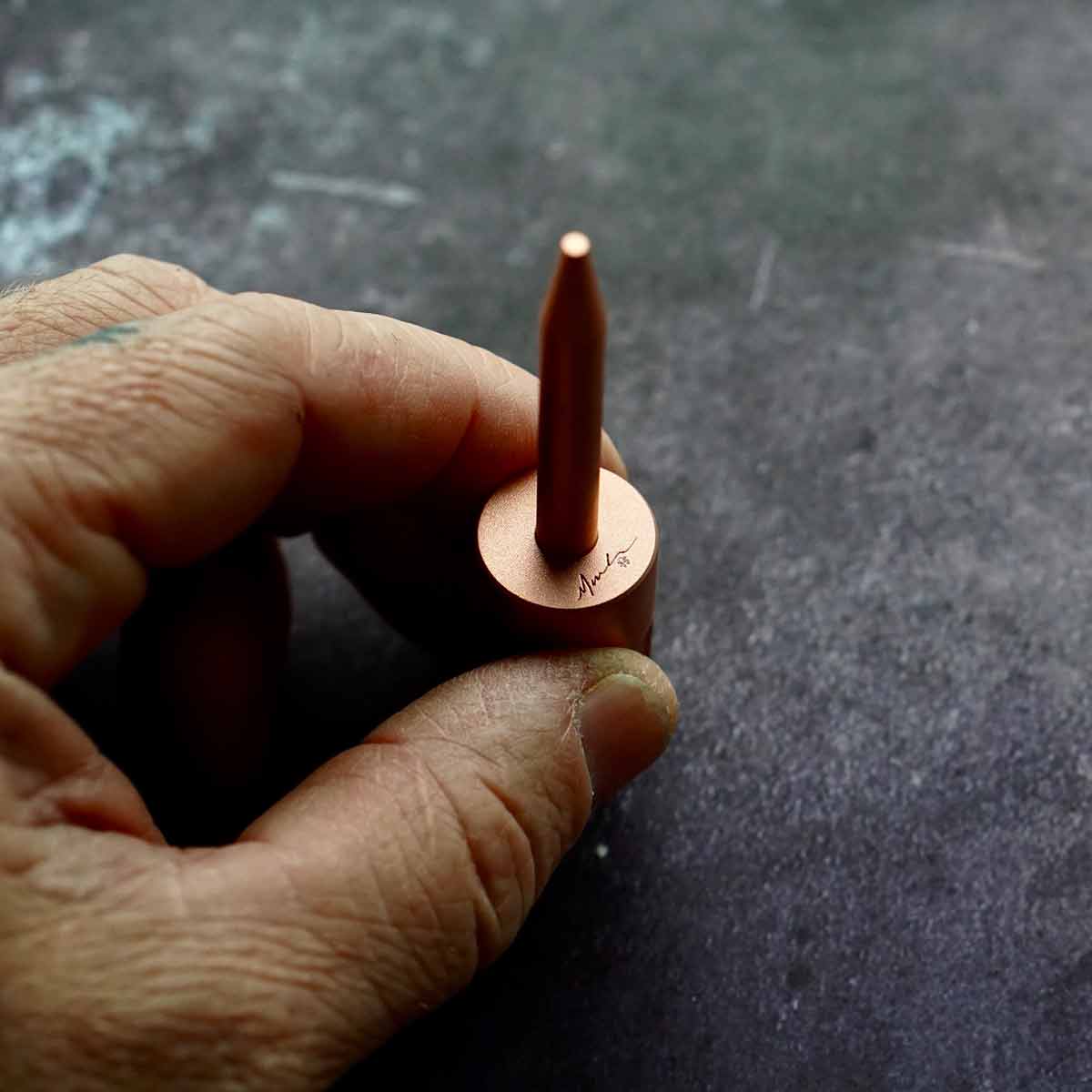 Revolver Single Prong Divot Tool - Copper Signature
