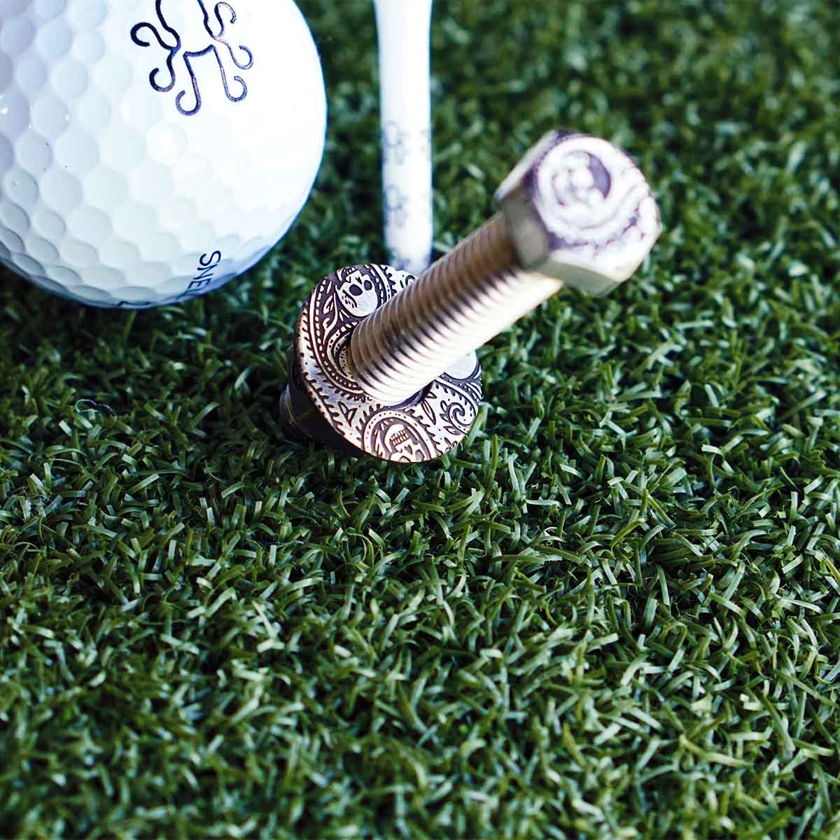 Kraken Golf Deadbolt divot tool with removable washer and nut