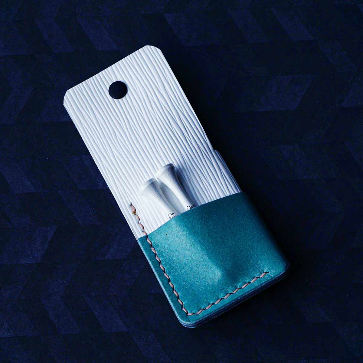  rear panel of Fred Tool Holder Ocean Contrast Edition
