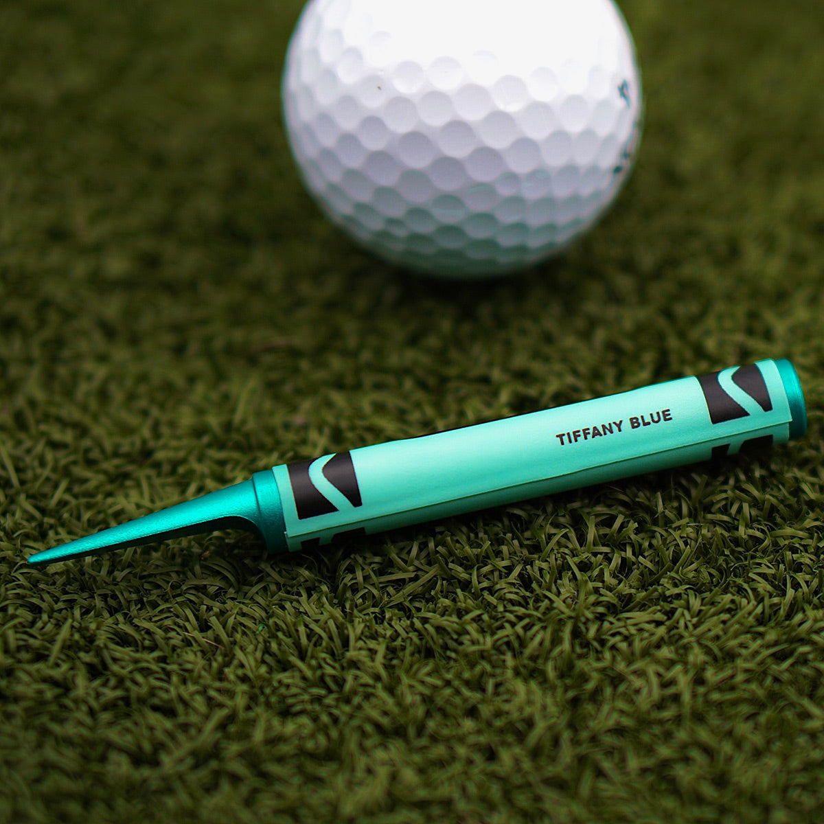 Tiffany Blue Crayon Divot Tool