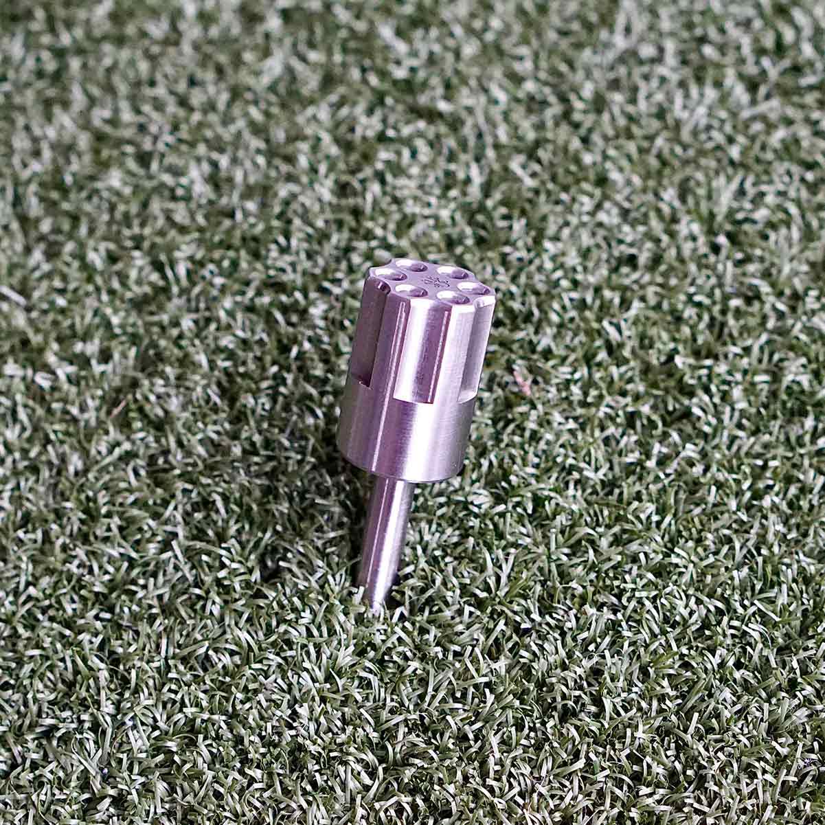 Revolver Single Prong Divot Tool