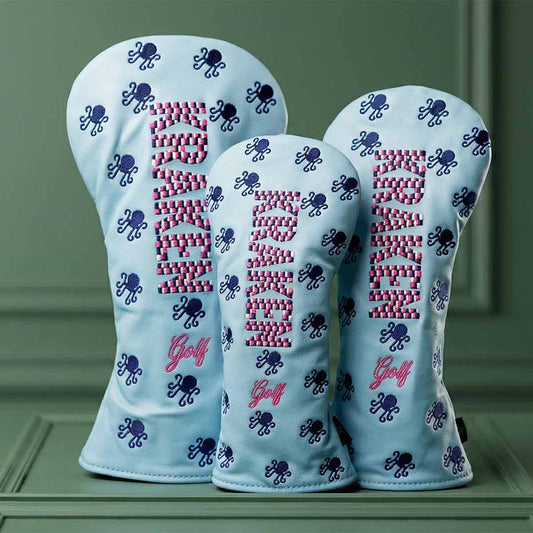 vide baby leather golf wood set on green background