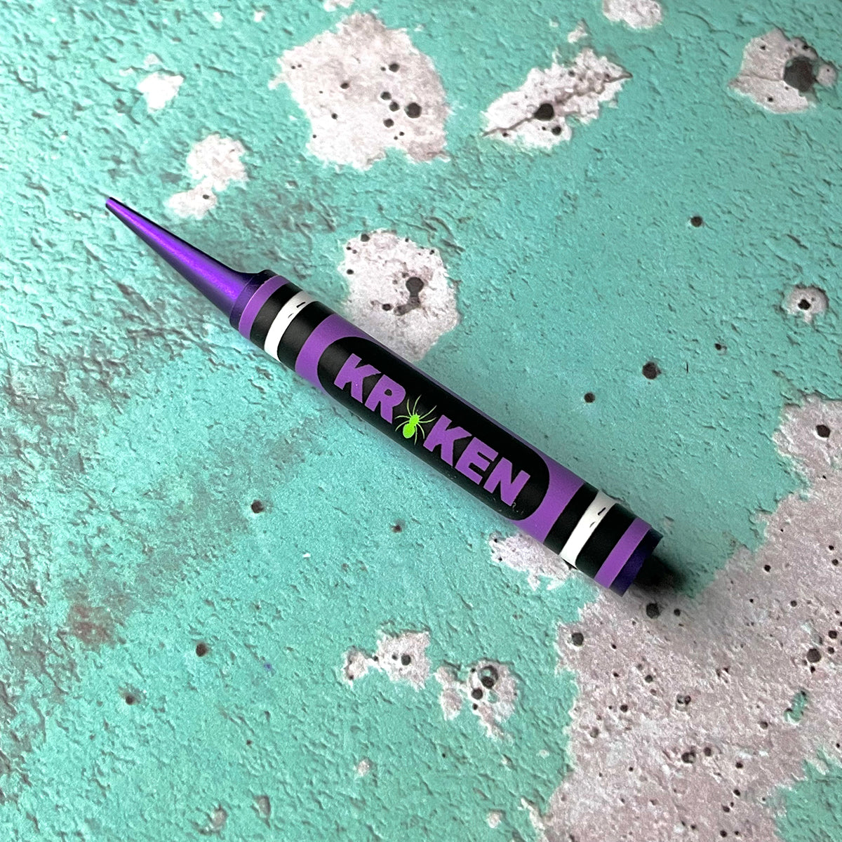 2021 Halloween - Crayon Divot Tool