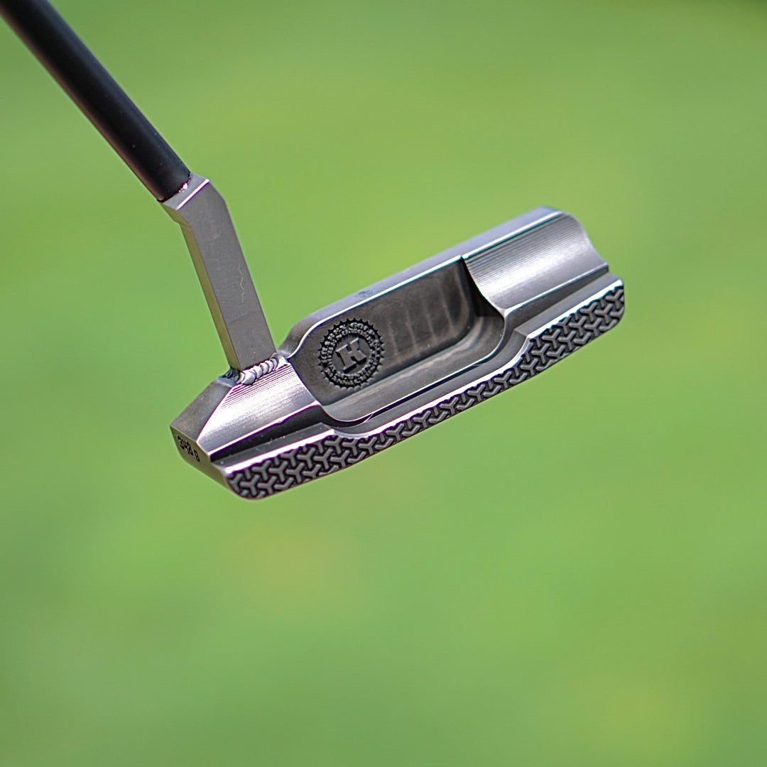 3.0 Bourne Putter - Blackened Carbon Steel