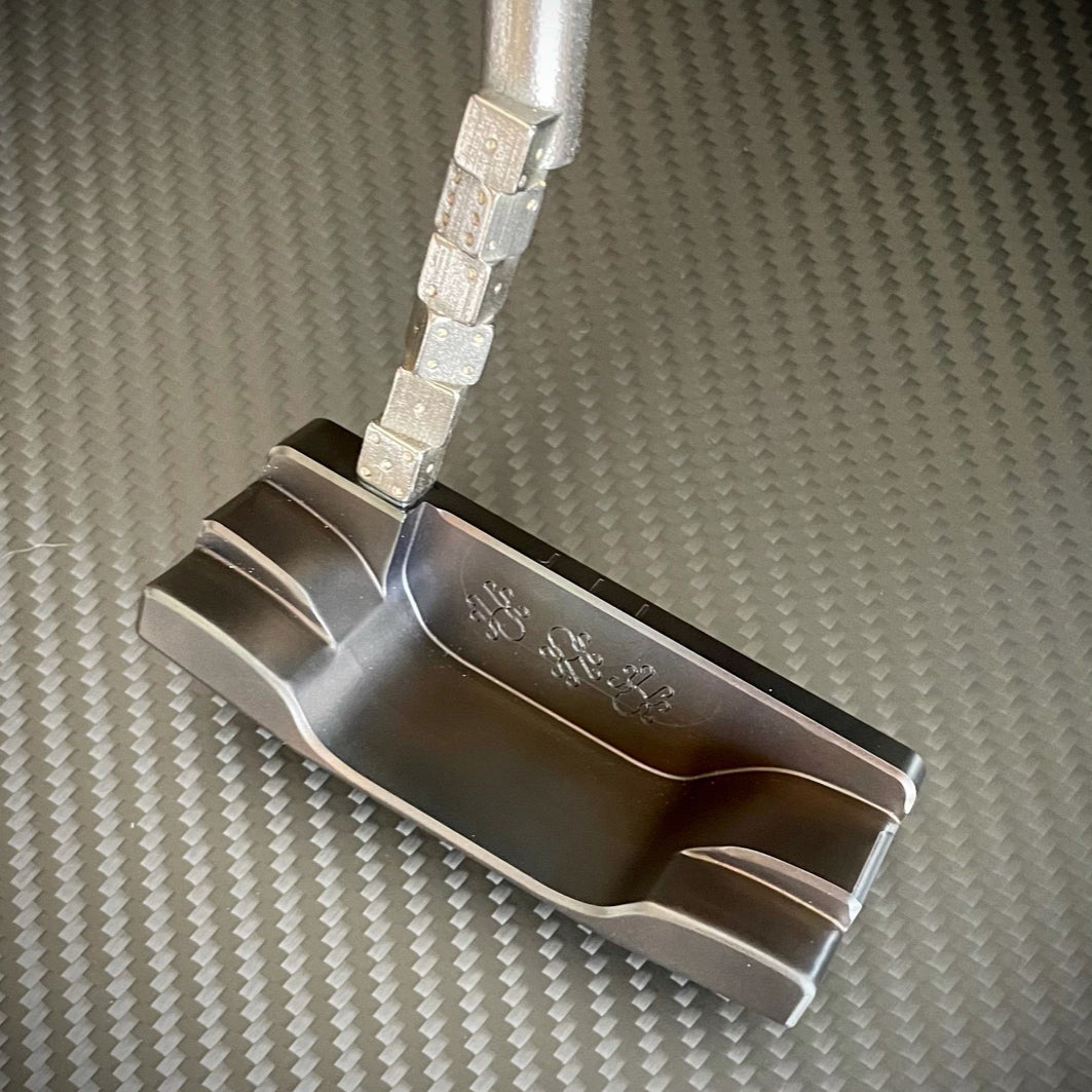 Falmouth Wide Body - Carbon Steel - Black Oil Can Finish
