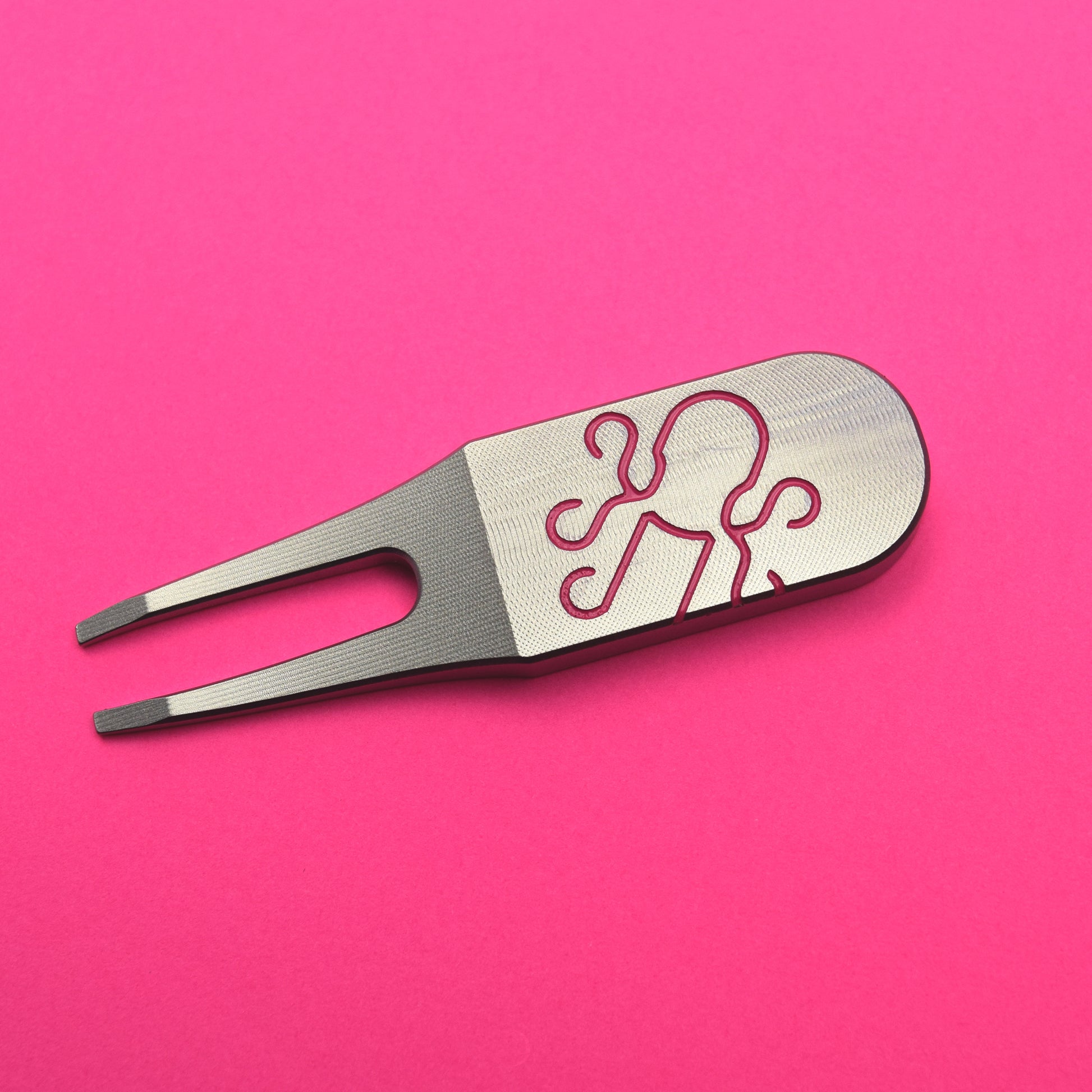 Standard Divot with Kraken logo